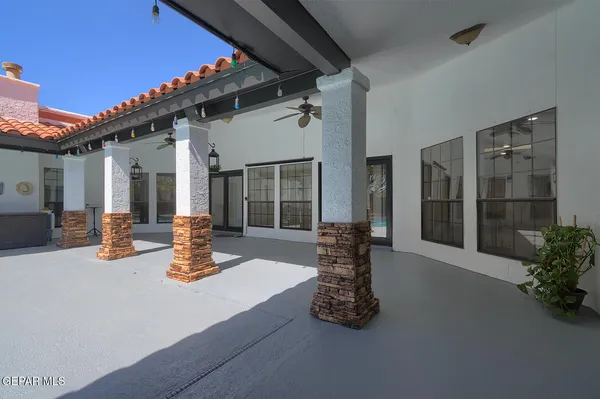 $700,000 | 616 Mt Cristo Rey Lane, El Paso, TX 79922