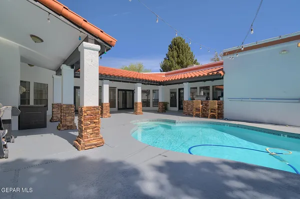 $700,000 | 616 Mt Cristo Rey Lane, El Paso, TX 79922