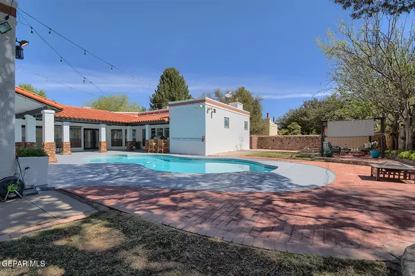 $700,000 | 616 Mt Cristo Rey Lane, El Paso, TX 79922