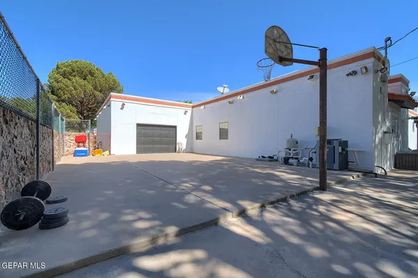 $700,000 | 616 Mt Cristo Rey Lane, El Paso, TX 79922