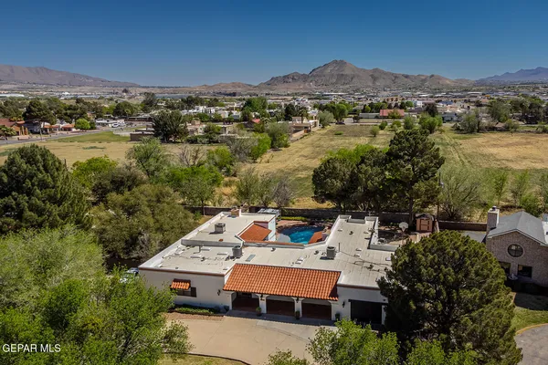 $700,000 | 616 Mt Cristo Rey Lane, El Paso, TX 79922