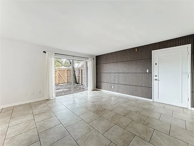 $175,000 | 200 Georgetown Drive, Unit C, Casselberry, FL 32707