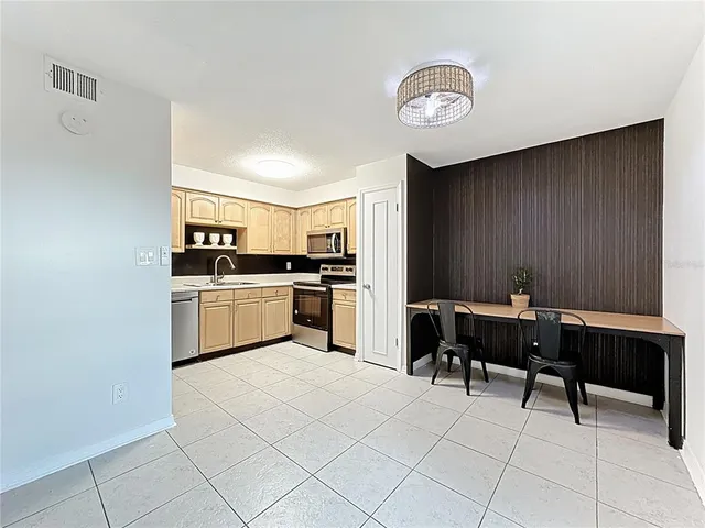 $175,000 | 200 Georgetown Drive, Unit C, Casselberry, FL 32707