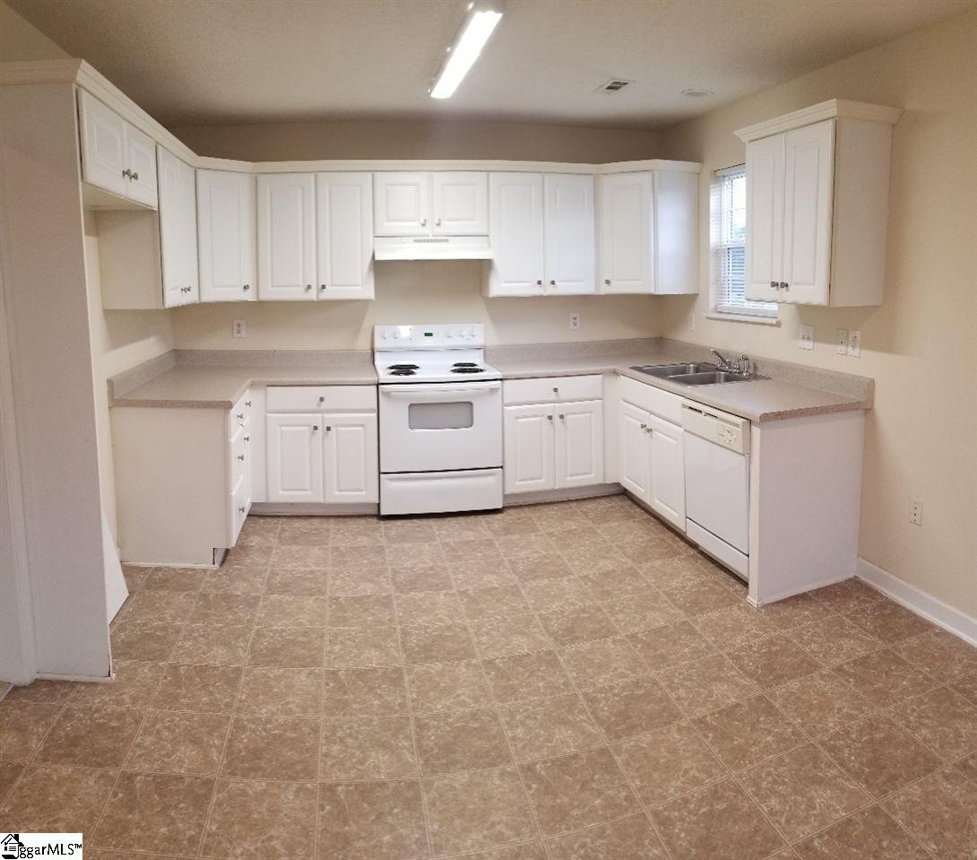 144 Perigon Court Greenville, SC 29607 - Photo 3 of 19 Gallery Image 3