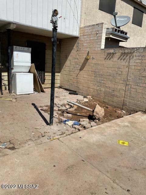 3504 South Mission Road, Unit L Tucson, AZ 85713 - Photo 6 of 35
