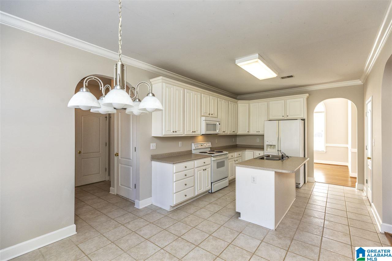100 Silverstone Lane Alabaster, AL 35007 - Photo 13 of 44