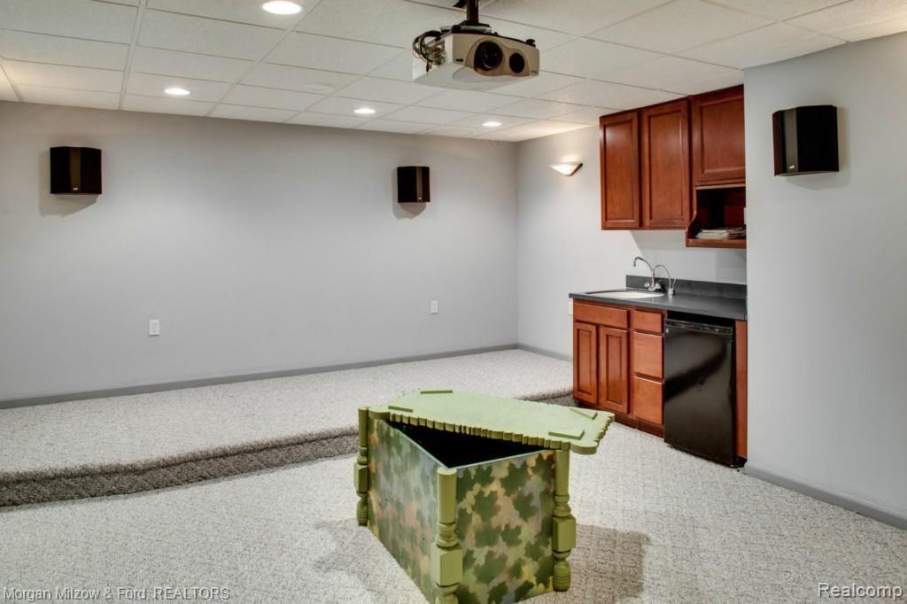 4467 Ascot Court Rochester, MI 48306 - Photo 28 of 28 Ascot (38).jpg