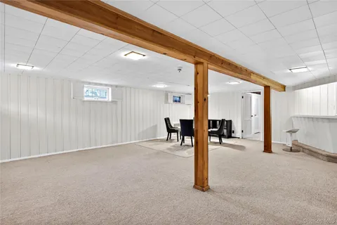 $1,195,000 | 11 Hazelwood Drive, Jericho, NY 11753