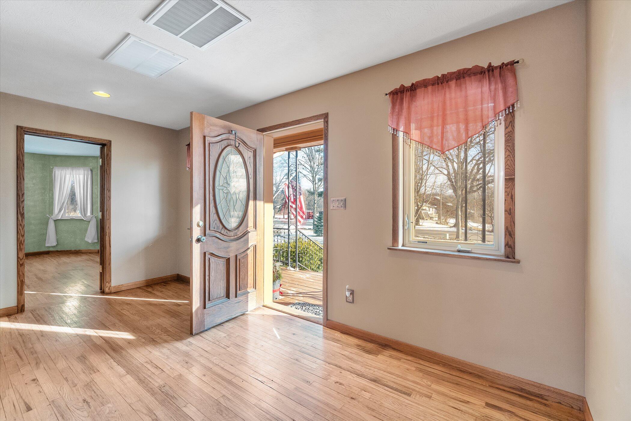 3222 Chapel Road Spring Arbor, MI 49283 - Photo 4 of 49 06-3222-Chapel-Rd-WindowStill-Real-Estat