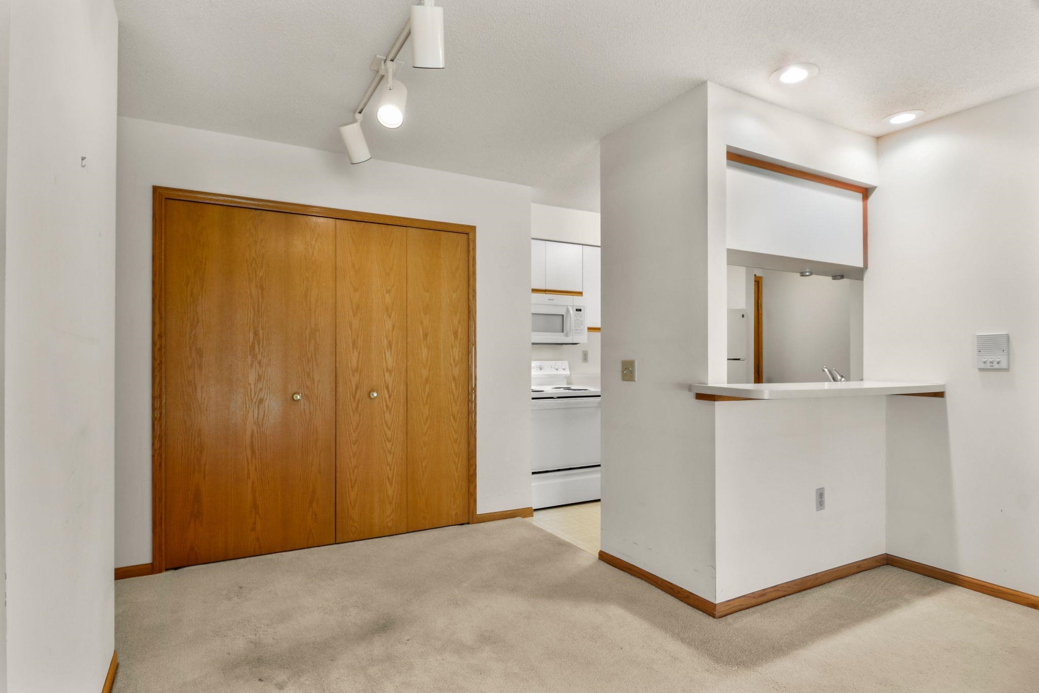 965 Park, Unit 101 Oregon, WI 53575 - Photo 18 of 31