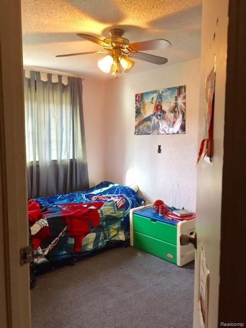 1025 Roods Lake Road Lapeer, MI 48446 - Photo 14 of 26 13bedroom 2.jpg