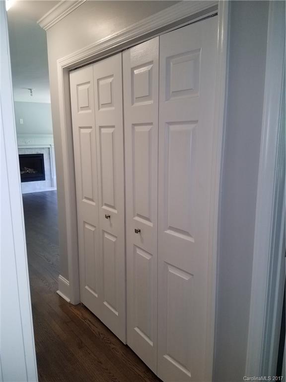 13720 Woody Point Road Charlotte, NC 28278 - Photo 19 of 23 Gallery Image 19