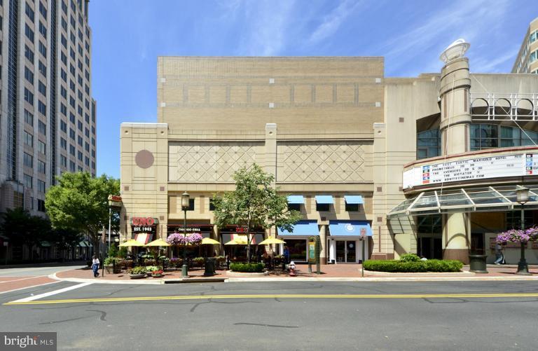 12000 Market Street, Unit 128 Reston, VA 20190 - Photo 1 of 25 Theater and Uno down street