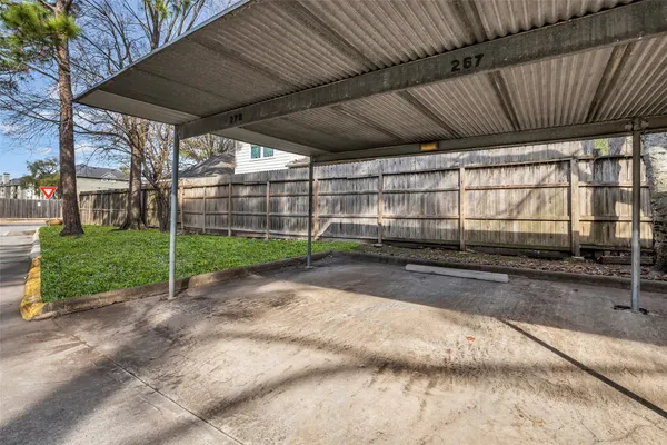 $135,000 | 2800 Jeanetta Street, Unit 610, Houston, TX 77063