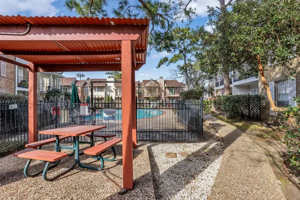 $125,000 | 2800 Jeanetta Street, Unit 610, Houston, TX 77063