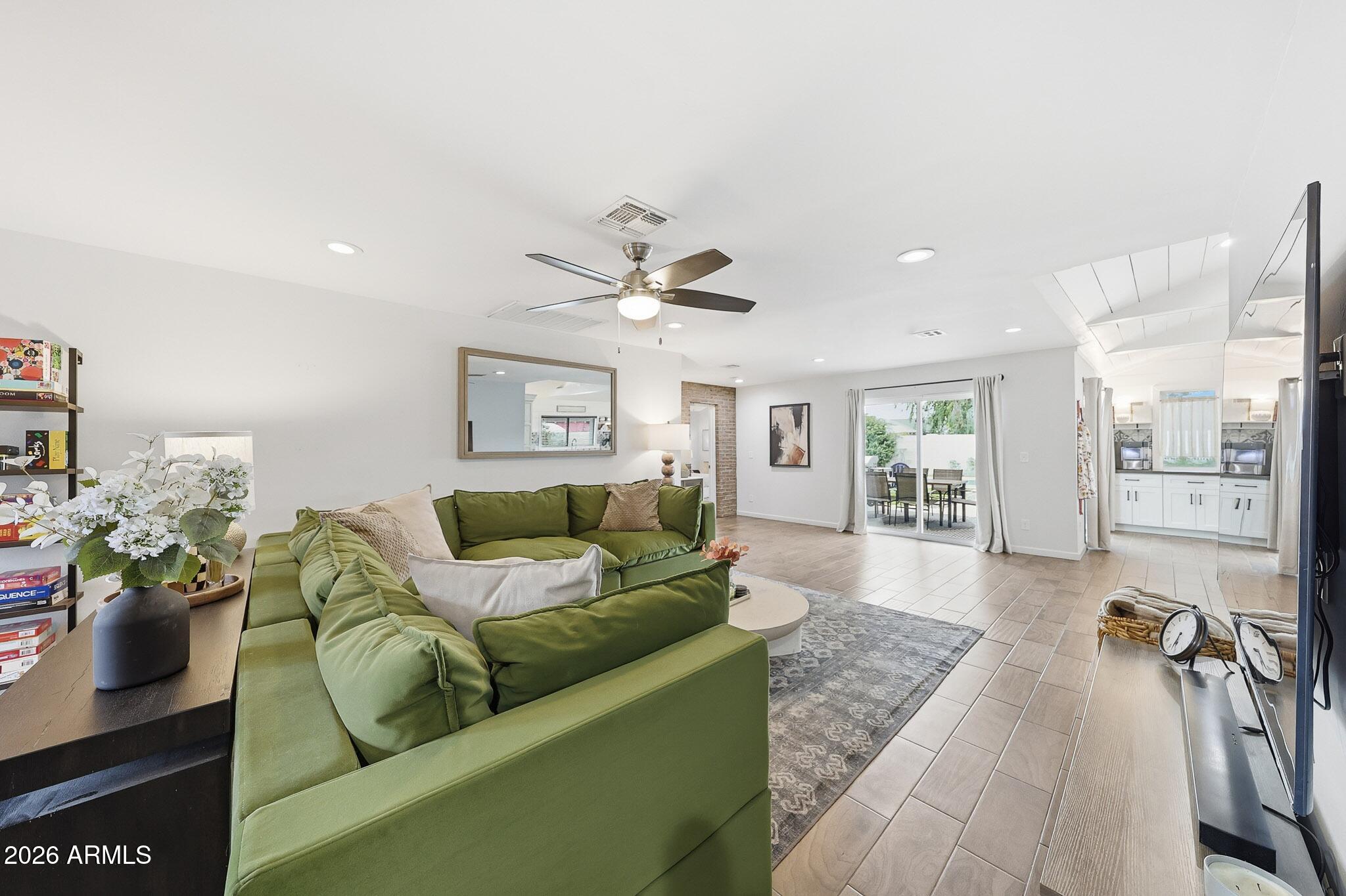 1359 East Weldon Avenue Phoenix, AZ 85014 - Photo 18 of 55 B (3)ok