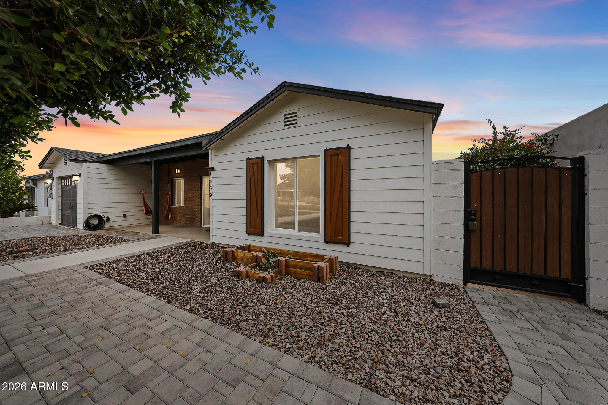 1359 East Weldon Avenue Phoenix, AZ 85014 - Photo 3 of 55 A (3) - ok