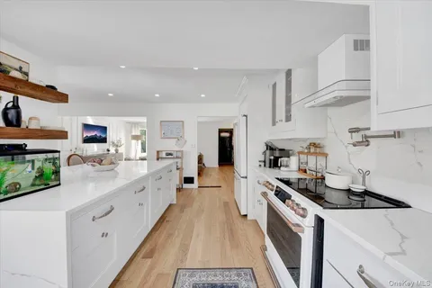 $779,000 | 2947 Curry Street, Yorktown Heights, NY 10598