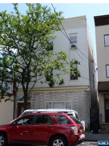 $875,000 | 153 Fleming Avenue, Newark, NJ 07105