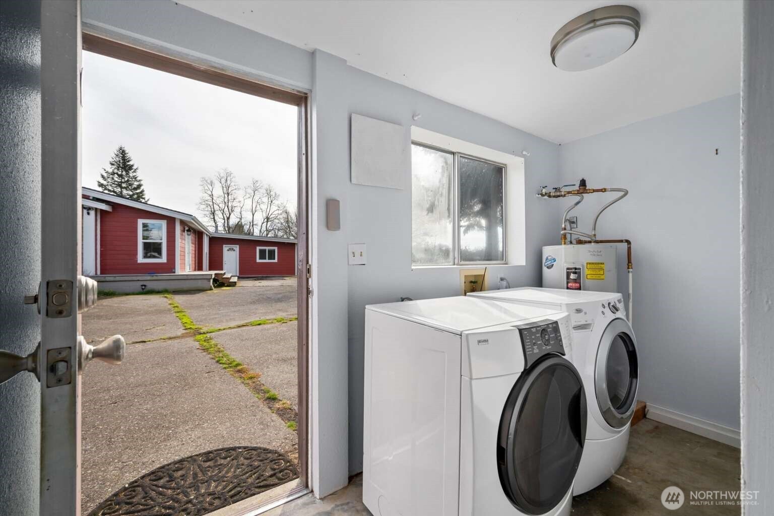 4241 Rural Avenue Bellingham, WA 98226 - Photo 36 of 40 a utility room with dryer and washer
