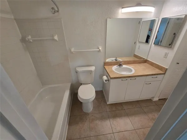 $1,950 | 1604 Columbia Arms Circle, Unit 216, Kissimmee, FL 34741