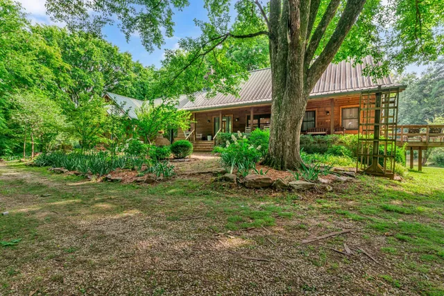 $840,000 | 3316 Burr Road, Springfield, TN 37172