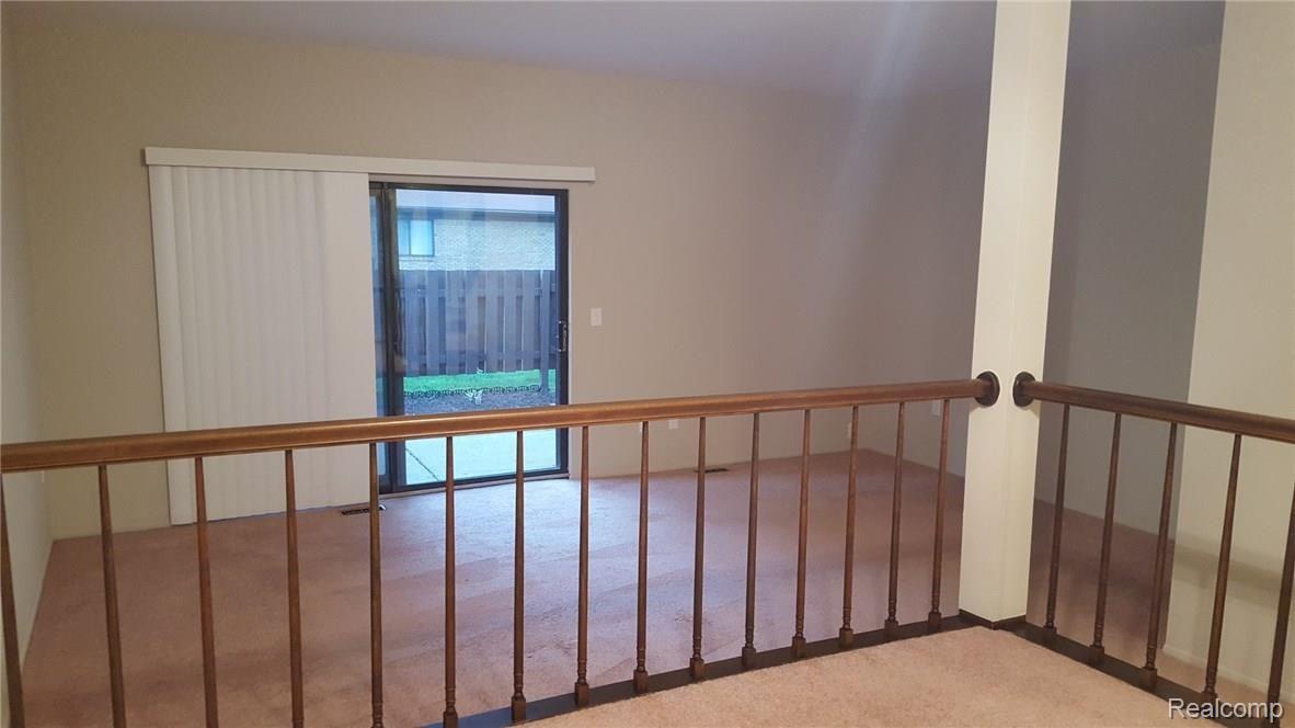 24874 Chalk Farm Road North Warren, MI 48091 - Photo 9 of 27 20160803_204219.jpg