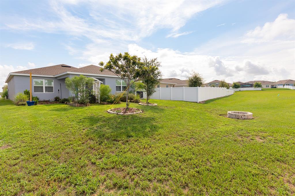 2723 Rowan Street Tavares, FL 32778 - Photo 25 of 30