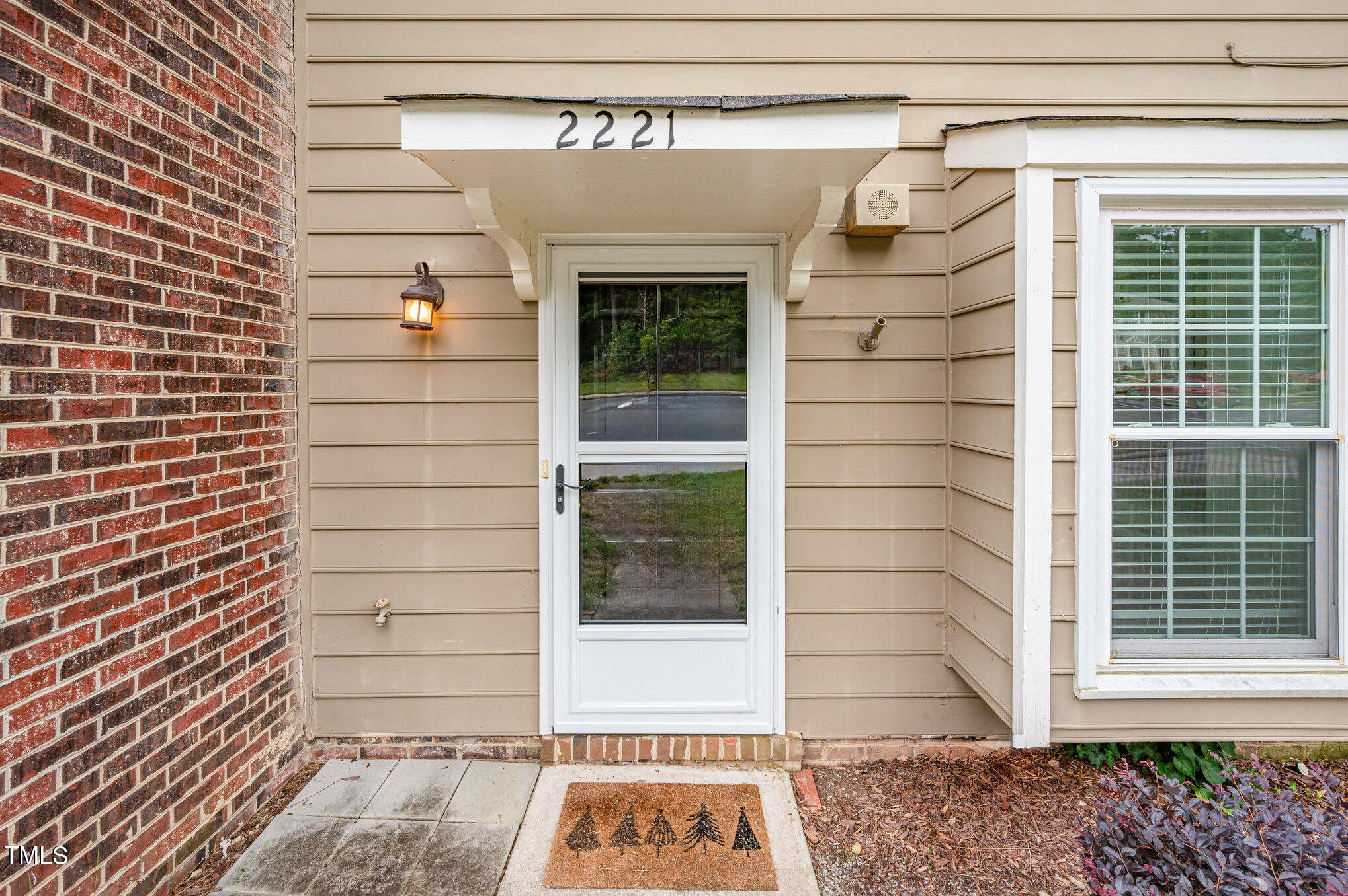 2221 Alpine Road Durham, NC 27707 - Photo 4 of 17 004_file_978