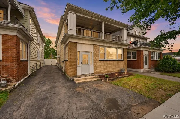 $349,900 | 121 Tacoma Avenue, Buffalo, NY 14216