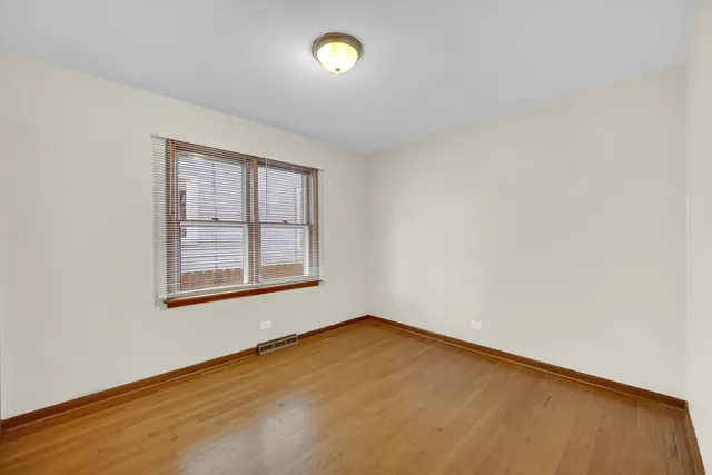 $229,999 | 2621 Ridge Road, Lansing, IL 60438