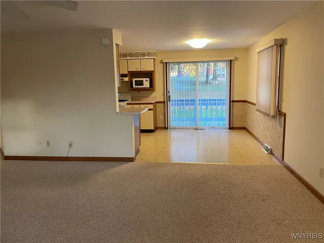 $369,900 | 6072 Thornwood Drive, Boston, NY 14075