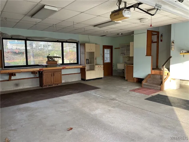 $369,900 | 6072 Thornwood Drive, Boston, NY 14075