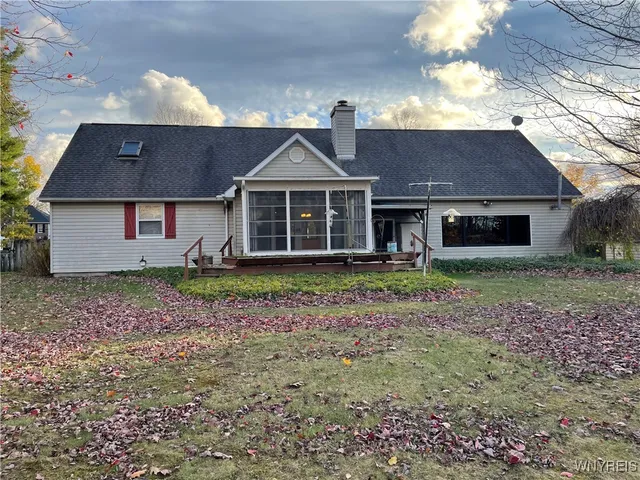 $369,900 | 6072 Thornwood Drive, Boston, NY 14075