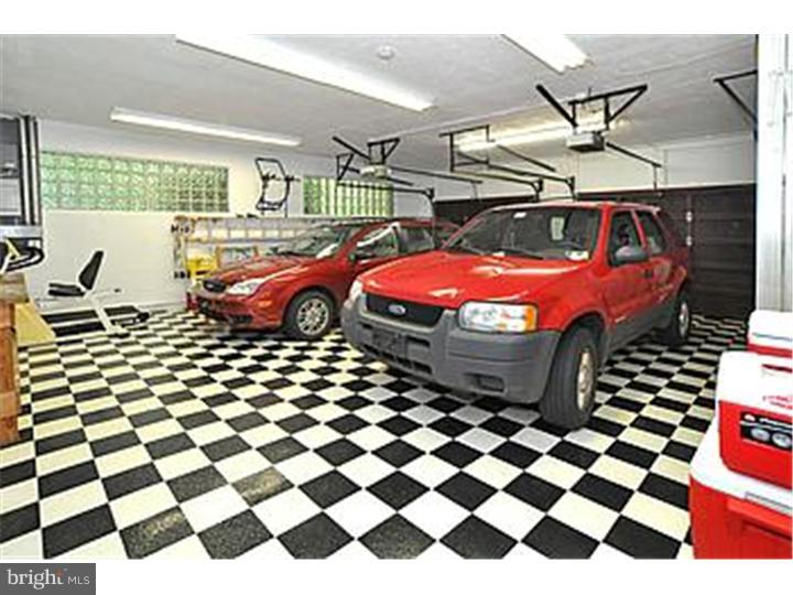 1228 Barrowdale Road Jenkintown, PA 19046 - Photo 22 of 23 Garage