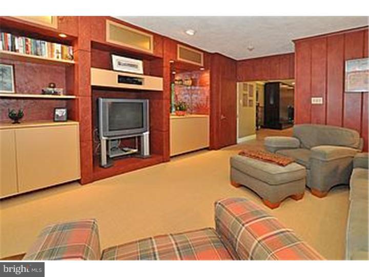 1228 Barrowdale Road Jenkintown, PA 19046 - Photo 5 of 23 Family Room