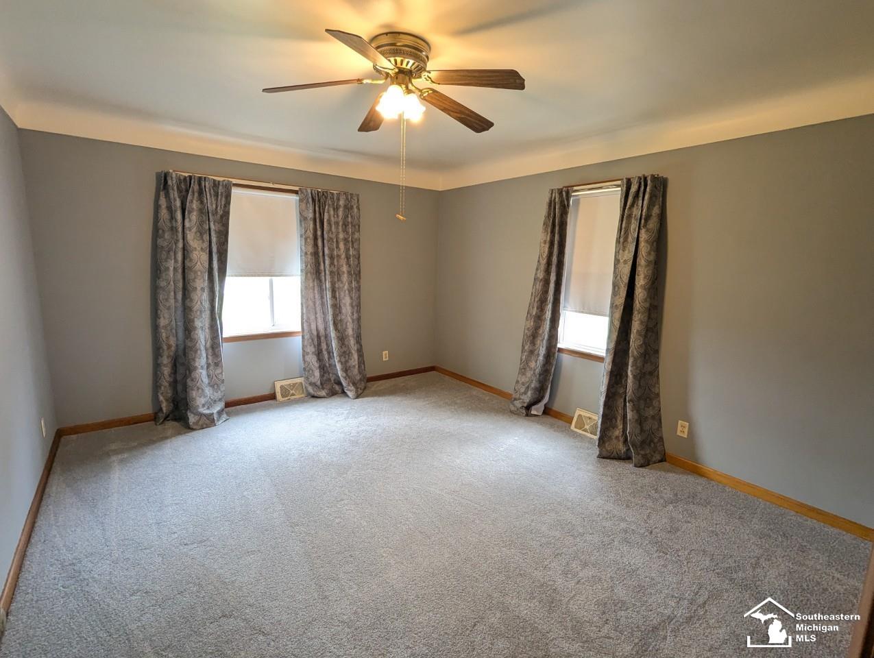 3585 Vivian Road Monroe, MI 48162 - Photo 12 of 32