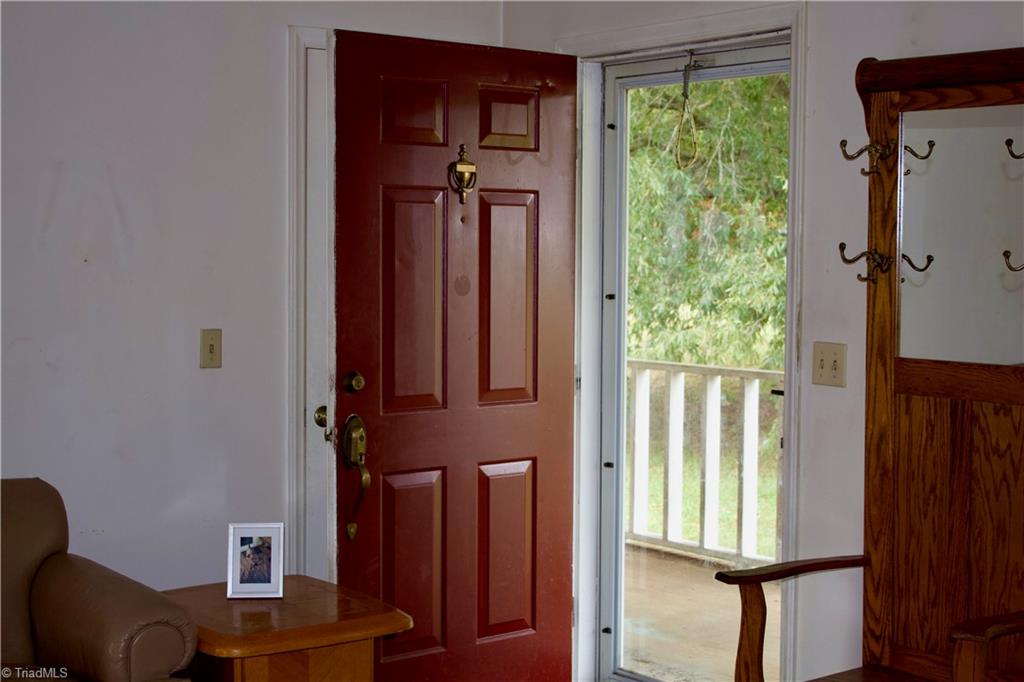 4841 Hampton Road Clemmons, NC 27012 - Photo 4 of 27 Gallery Image 4