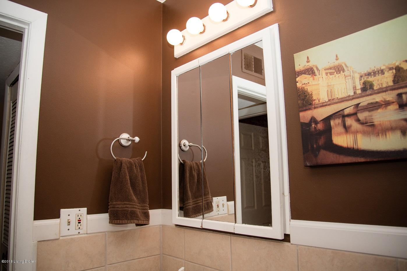 7808 Rochelle Road Louisville, KY 40228 - Photo 22 of 40 DSC_3890_small