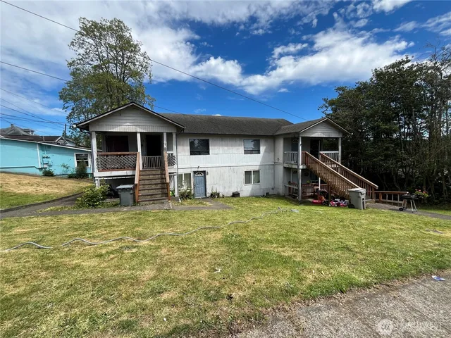 $675,000 | 116-126 South Chehalis Street, Montesano, WA 98563