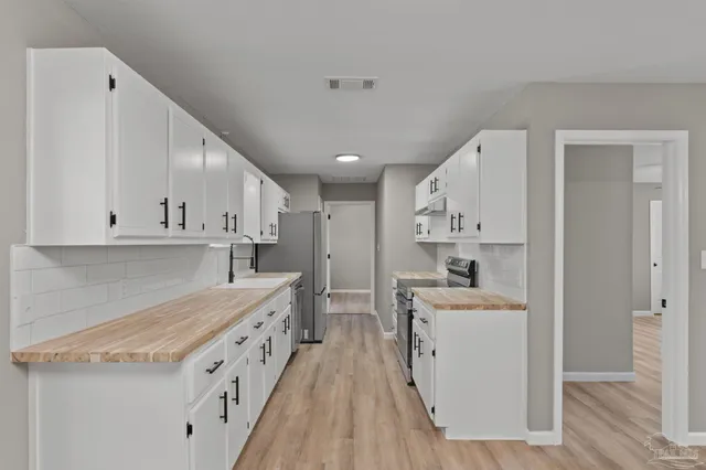 $295,000 | 6494 Kennington Circle, Milton, FL 32570