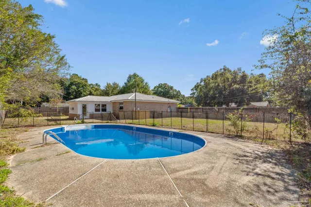 $295,000 | 6494 Kennington Circle, Milton, FL 32570