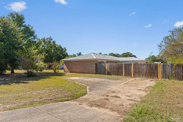 $295,000 | 6494 Kennington Circle, Milton, FL 32570
