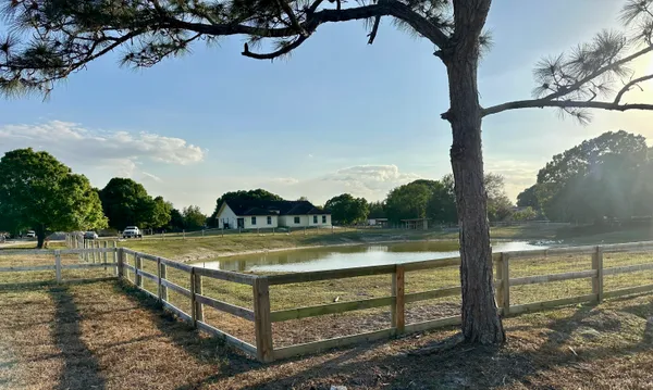 $1,325,000 | 19182 Capet Creek Court, Loxahatchee, FL 33470