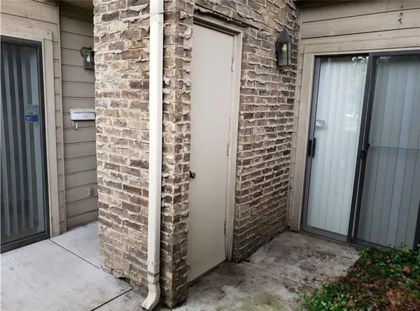 a view of outdoor space