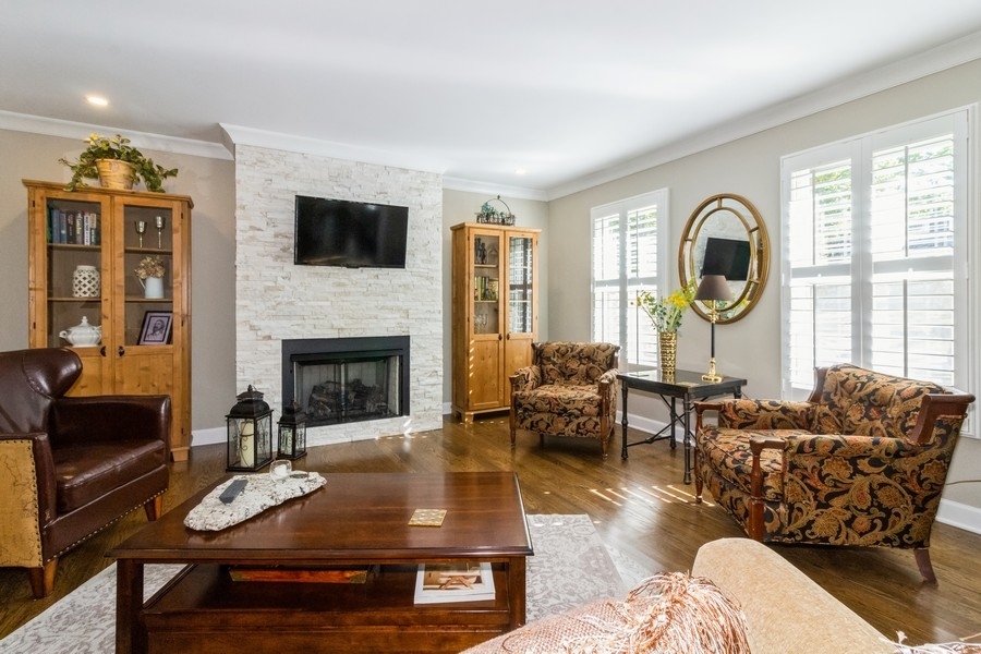 849 Ravinia Court Batavia, IL 60510 - Photo 2 of 24 Gallery Image 2
