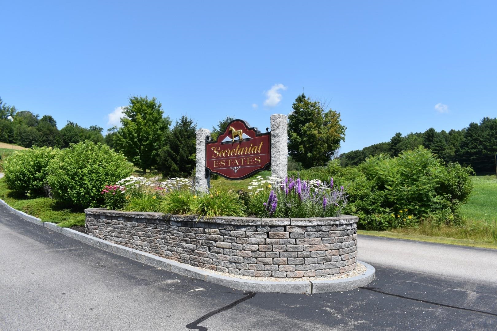 118 Secretariat Estates, Unit 105 Rochester, NH 03867 - Photo 13 of 38