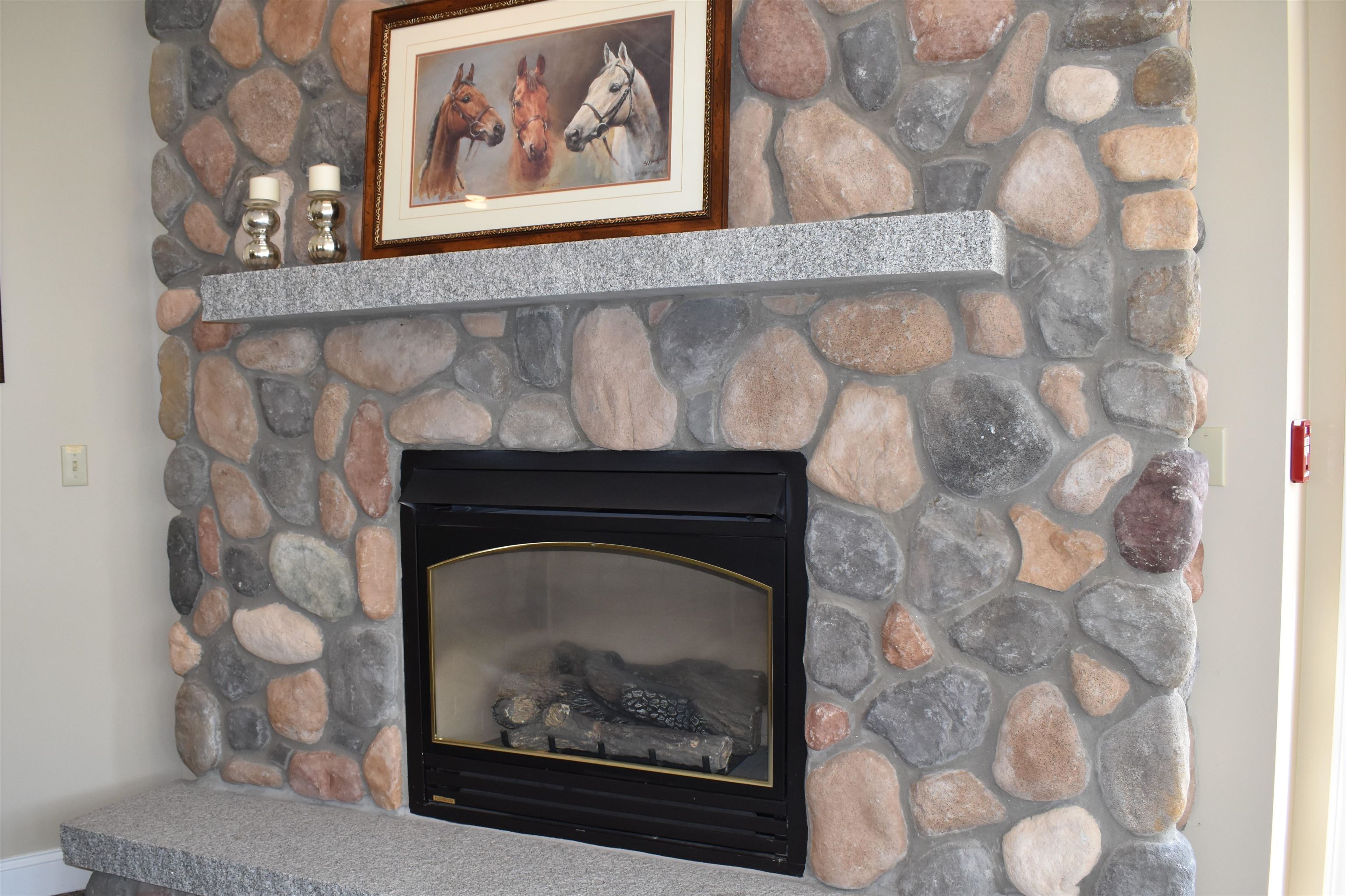 118 Secretariat Estates, Unit 105 Rochester, NH 03867 - Photo 19 of 38