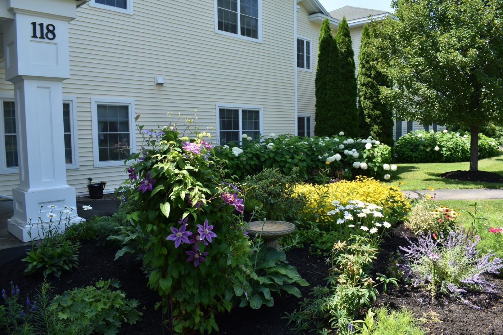 118 Secretariat Estates, Unit 105 Rochester, NH 03867 - Photo 31 of 38