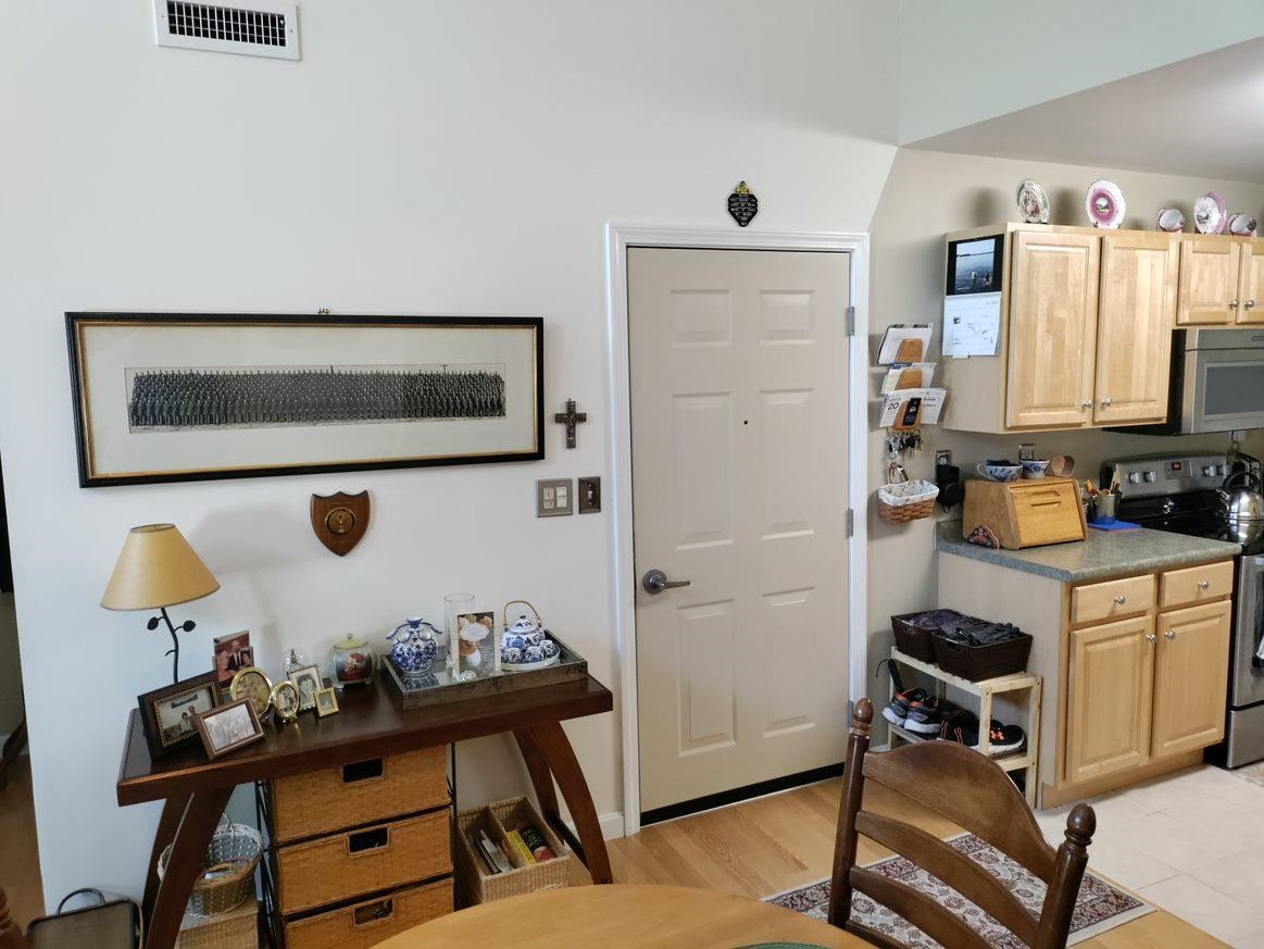 118 Secretariat Estates, Unit 105 Rochester, NH 03867 - Photo 36 of 38